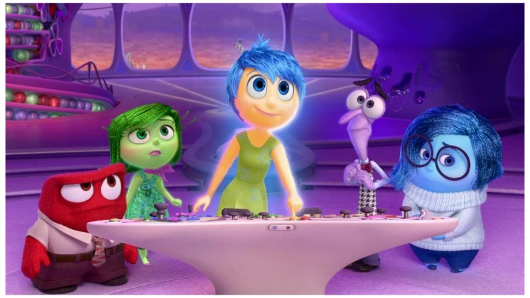 K&eacute;p forr&aacute;sa: www.fandango.com