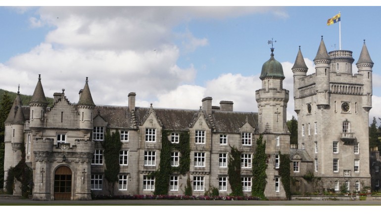 K&eacute;p forr&aacute;sa: https://www.royal.uk/