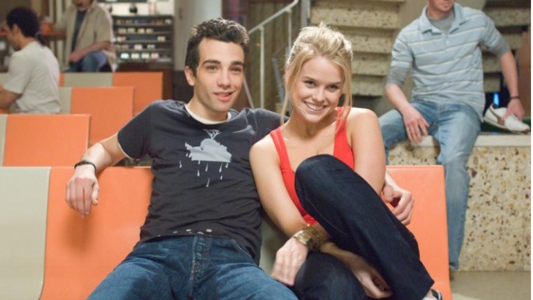 K&eacute;p forr&aacute;sa: https://mozi.24.hu/