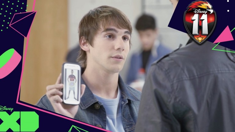 K&eacute;p forr&aacute;sa: www.disney.com